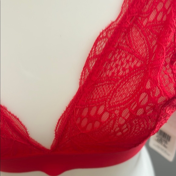 Lively Red Lace Bralette - Picture 2 of 5
